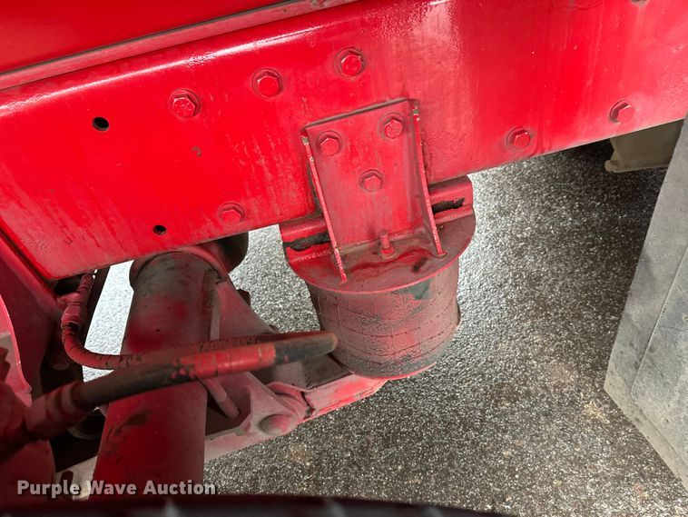 image for item FK1660 1995 Peterbilt 357 dump truck