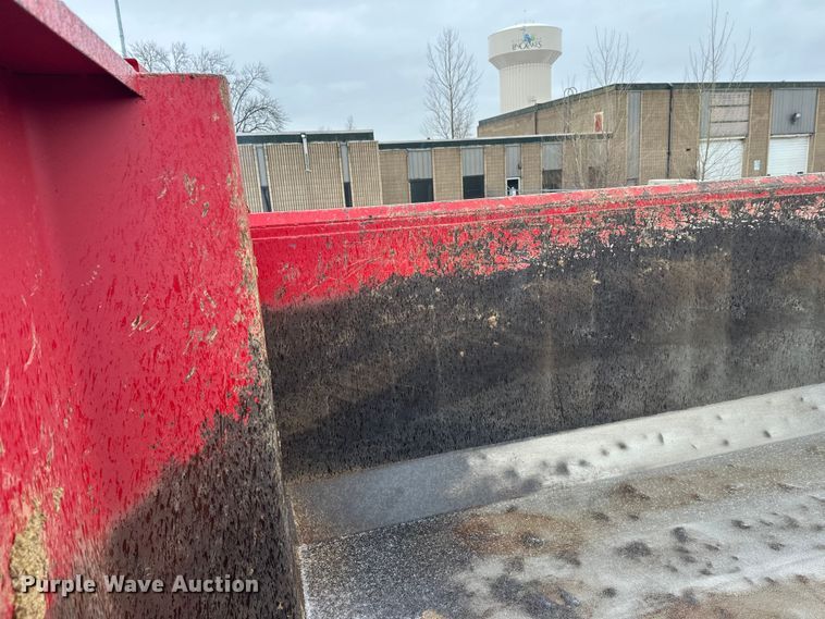 image for item FK1660 1995 Peterbilt 357 dump truck