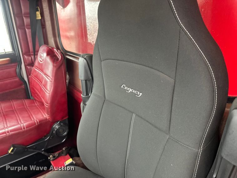 image for item FK1660 1995 Peterbilt 357 dump truck