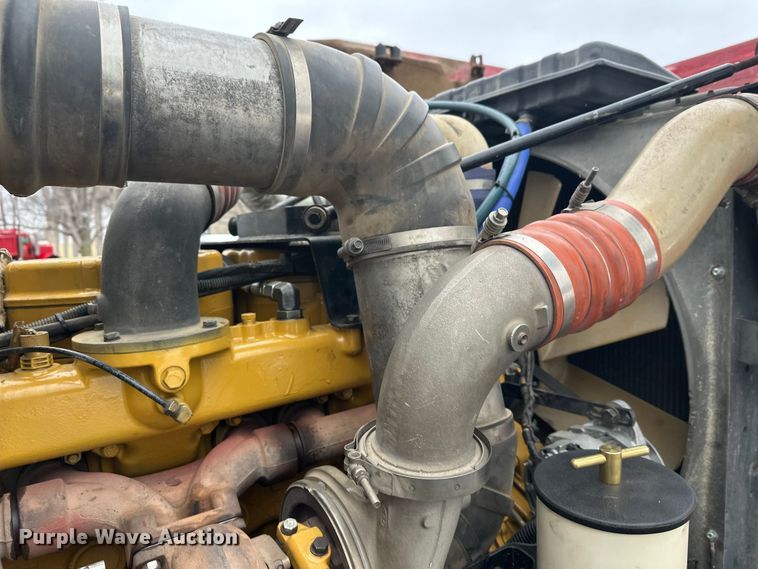 image for item FK1660 1995 Peterbilt 357 dump truck