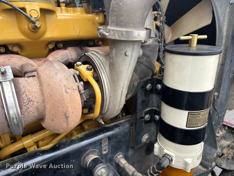 image for item FK1660 1995 Peterbilt 357 dump truck