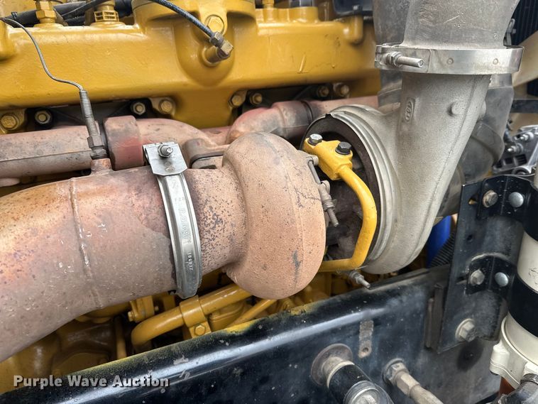 image for item FK1660 1995 Peterbilt 357 dump truck