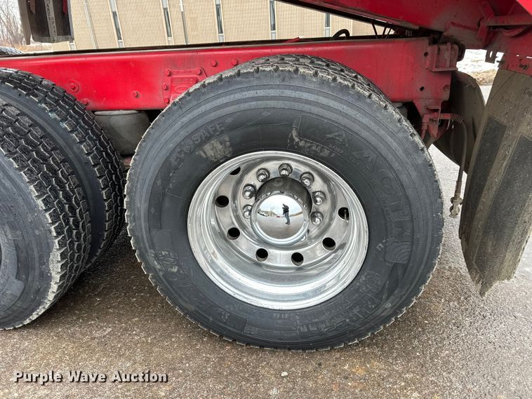 image for item FK1660 1995 Peterbilt 357 dump truck