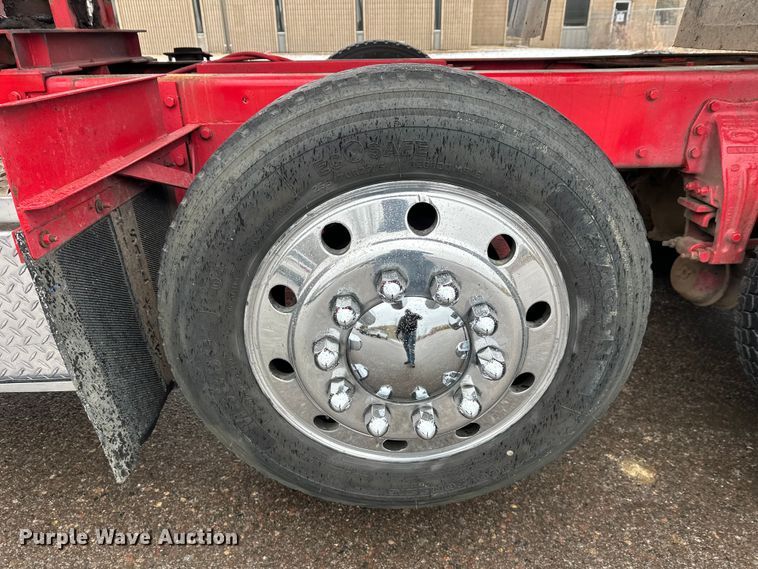 image for item FK1660 1995 Peterbilt 357 dump truck