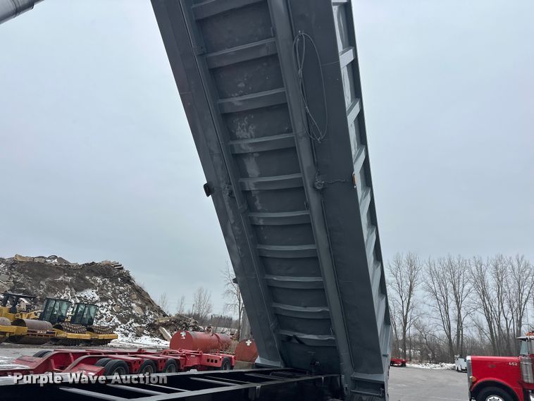 image for item FK1661 2002 Schien 29SD end dump trailer