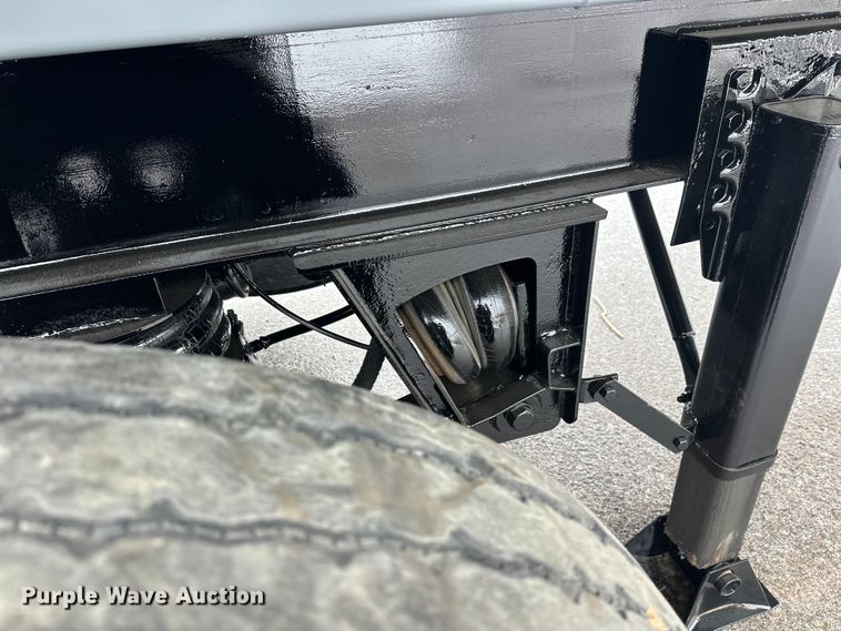 image for item FK1661 2002 Schien 29SD end dump trailer