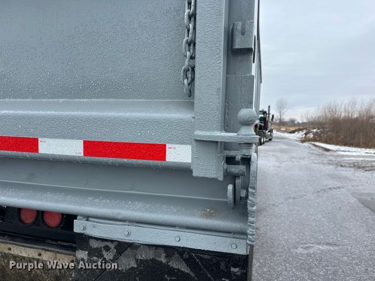 image for item FK1661 2002 Schien 29SD end dump trailer