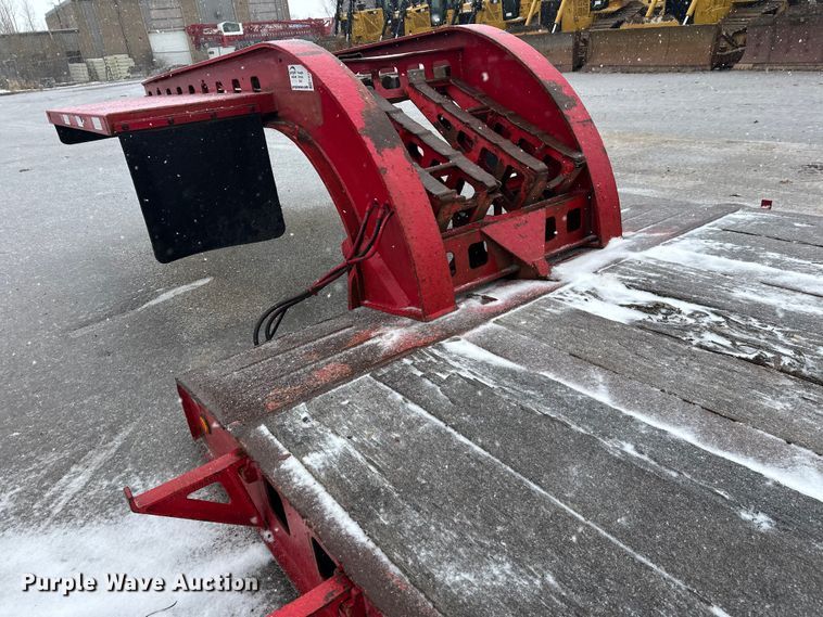 image for item FK1662 1990 Siebert 60T3A lowboy equipment trailer