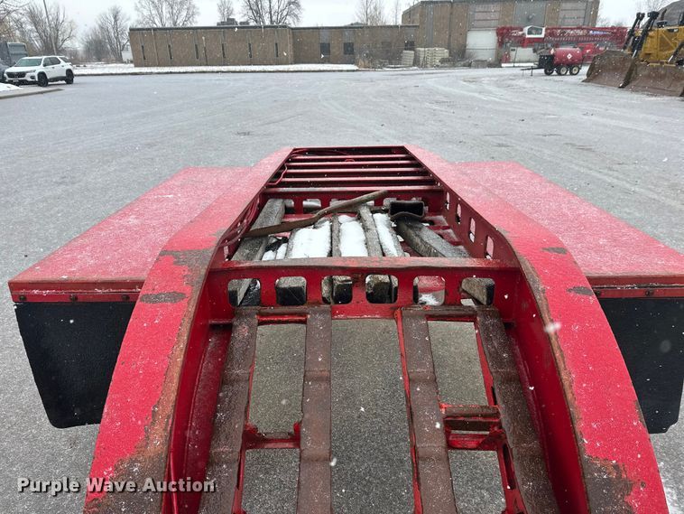image for item FK1662 1990 Siebert 60T3A lowboy equipment trailer