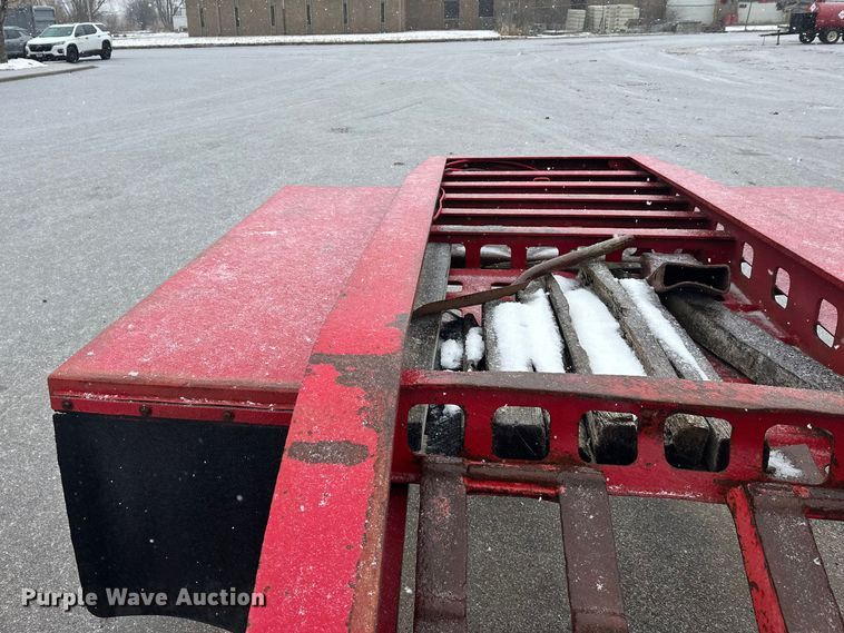 image for item FK1662 1990 Siebert 60T3A lowboy equipment trailer