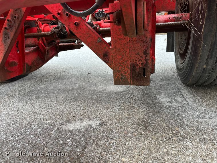 image for item FK1662 1990 Siebert 60T3A lowboy equipment trailer