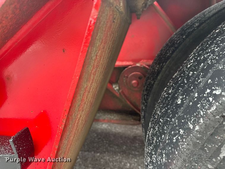 image for item FK1663 2012 Trail King Industries TK110HDGH533 lowboy equipment trailer