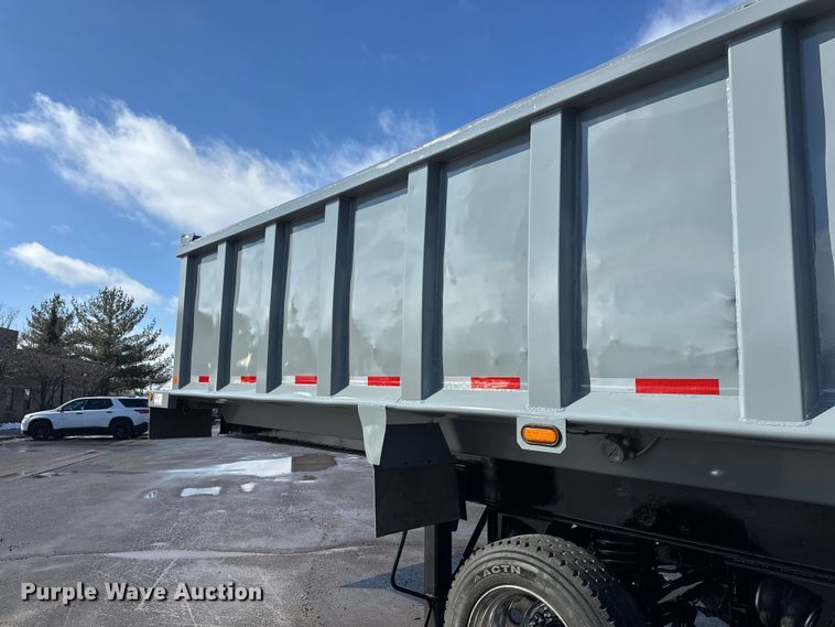 image for item FK1664 2005 Bibeau end dump trailer