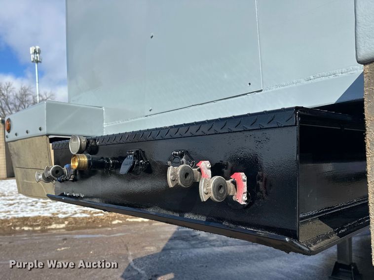 image for item FK1664 2005 Bibeau end dump trailer