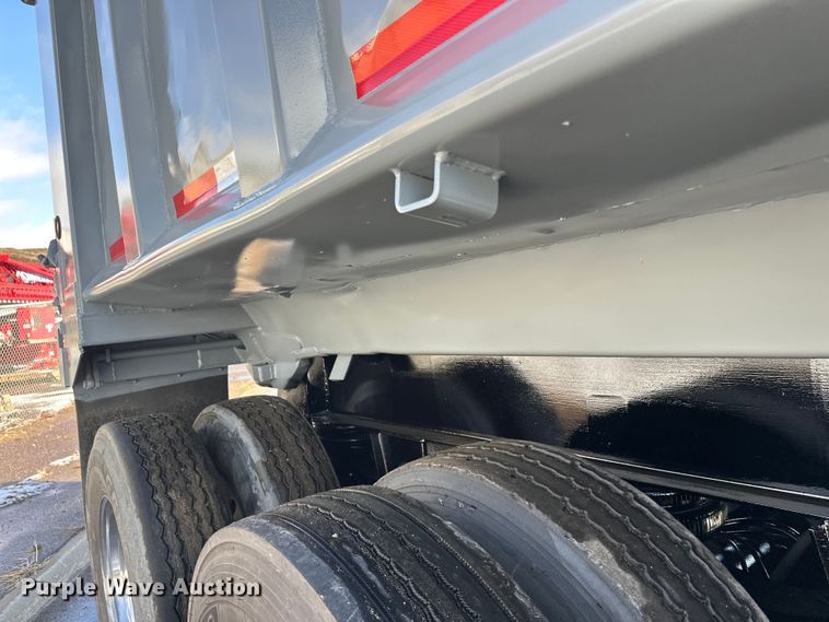 image for item FK1664 2005 Bibeau end dump trailer