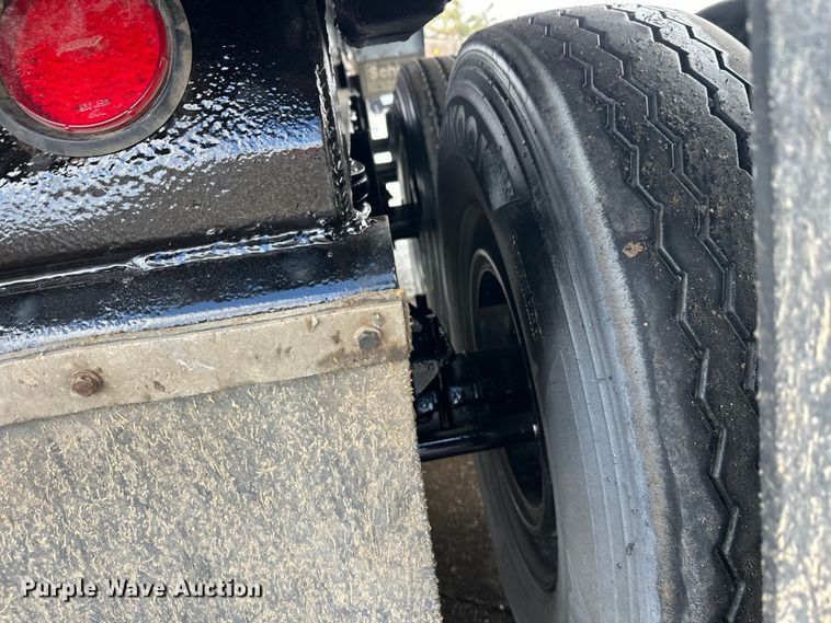 image for item FK1664 2005 Bibeau end dump trailer