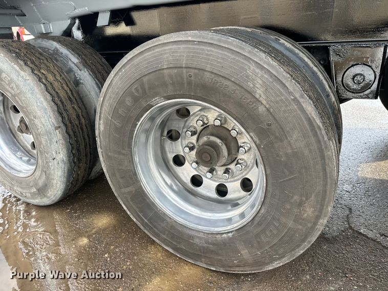 image for item FK1664 2005 Bibeau end dump trailer