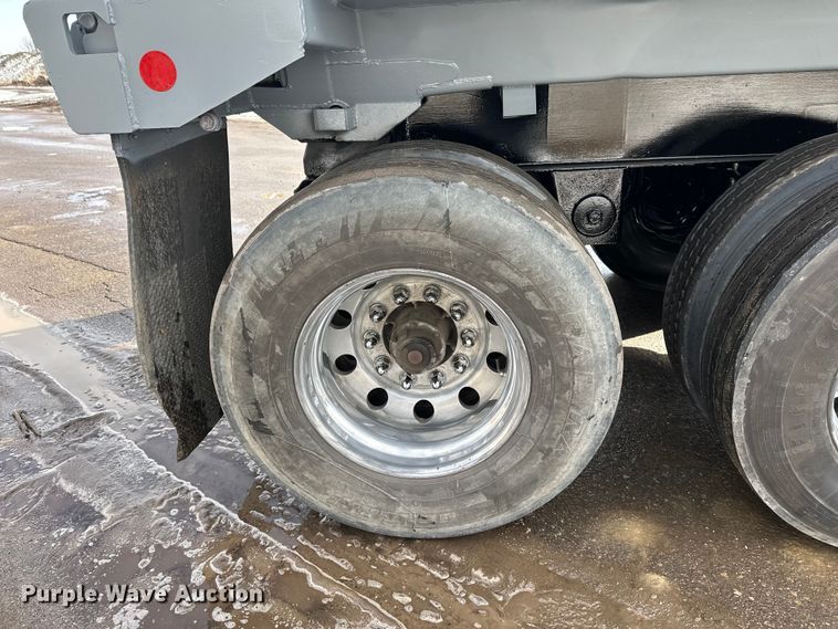 image for item FK1664 2005 Bibeau end dump trailer