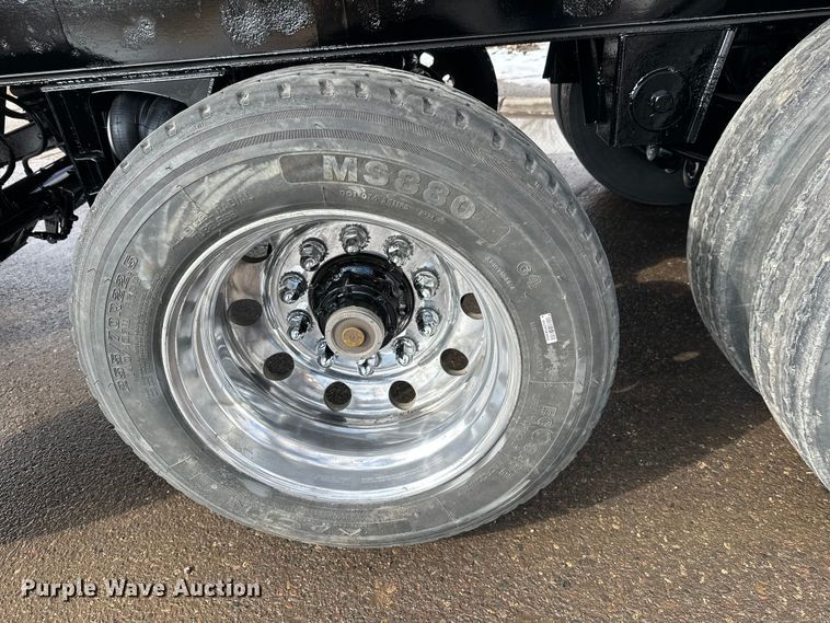 image for item FK1664 2005 Bibeau end dump trailer