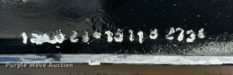 image for item FK1664 2005 Bibeau end dump trailer