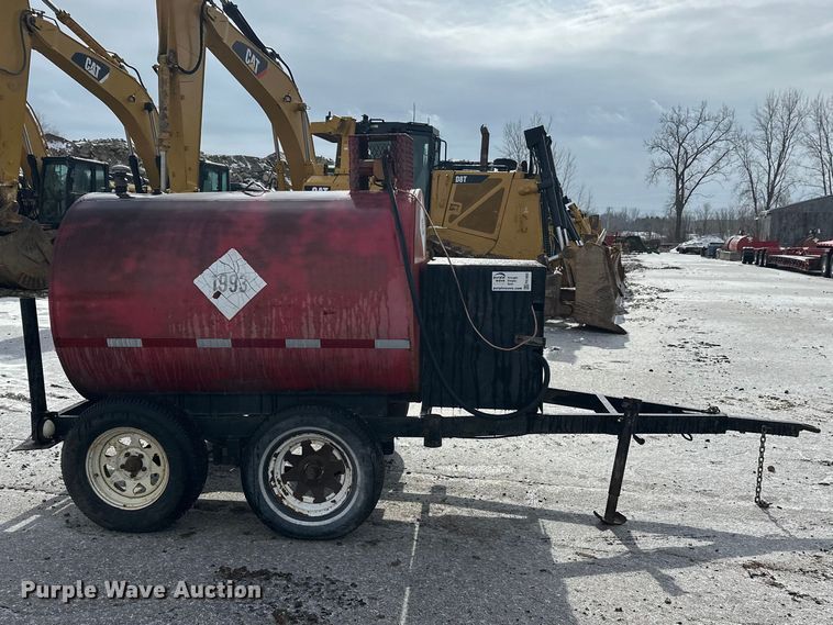 image for item FK1665 Fuel trailer