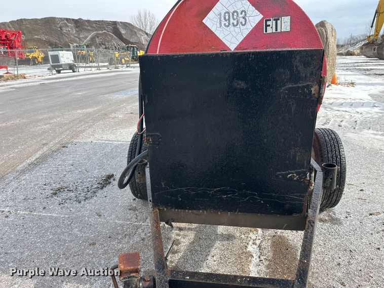 image for item FK1665 Fuel trailer