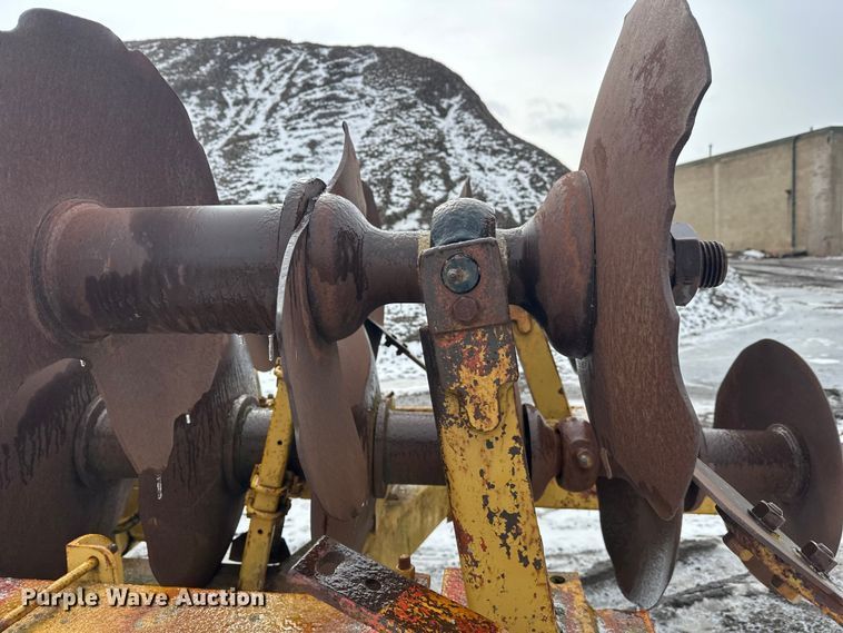 image for item FK1666 Disc plow disk ripper