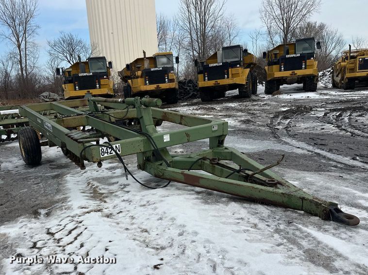 image for item FK1667 Wishek 842N tandem disk