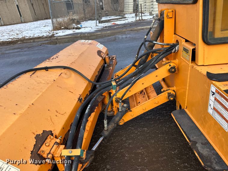 image for item FK1668 Roscoe 4890 broom