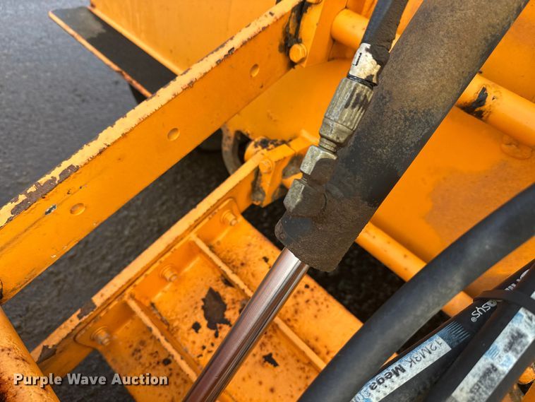 image for item FK1668 Roscoe 4890 broom