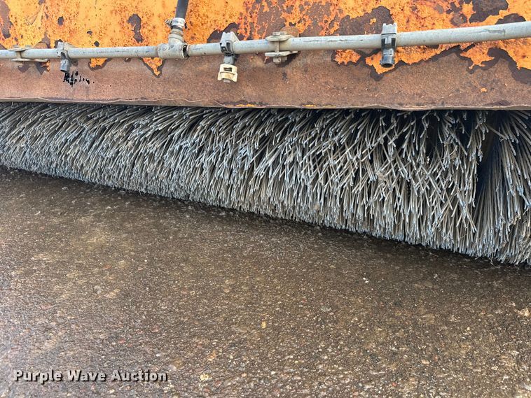 image for item FK1668 Roscoe 4890 broom