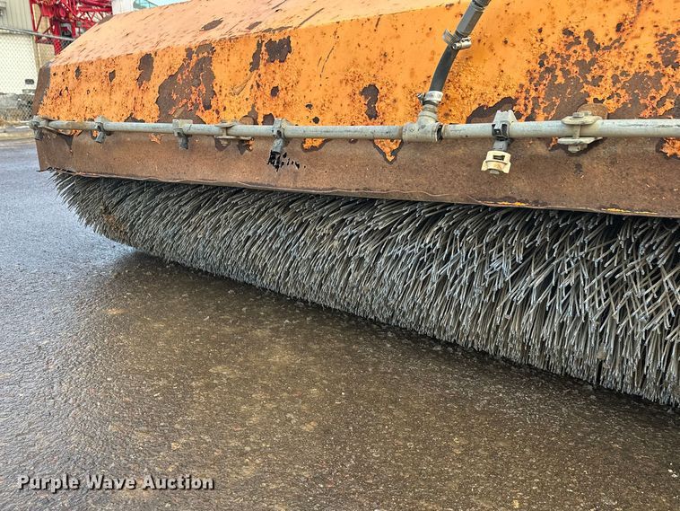 image for item FK1668 Roscoe 4890 broom