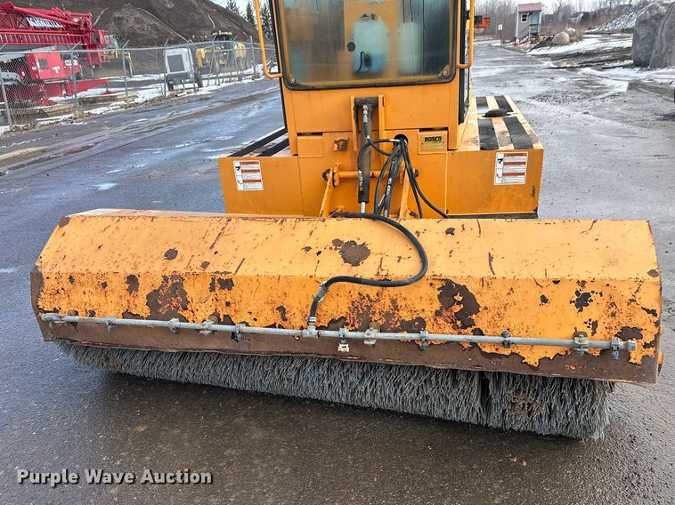 image for item FK1668 Roscoe 4890 broom