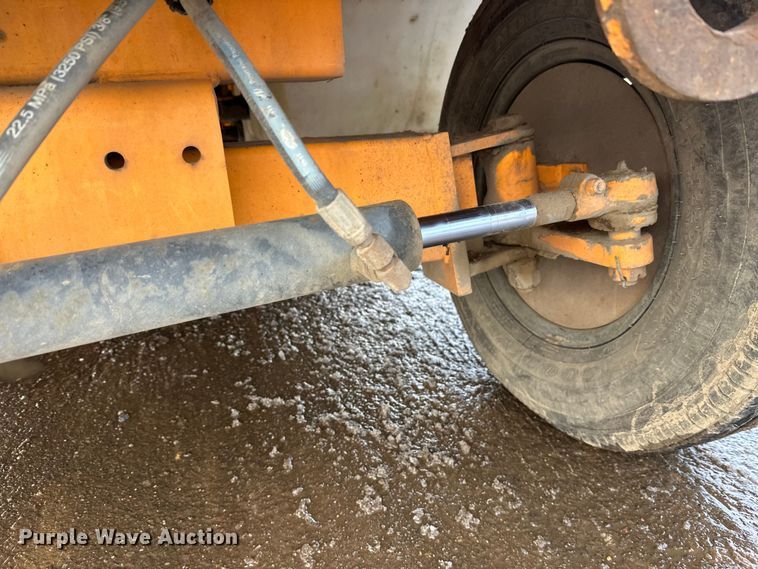 image for item FK1668 Roscoe 4890 broom