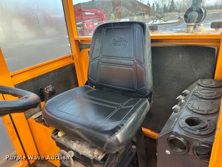 image for item FK1668 Roscoe 4890 broom