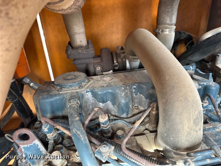 image for item FK1668 Roscoe 4890 broom