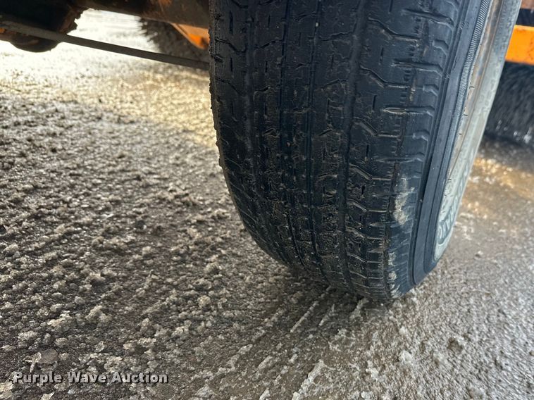 image for item FK1668 Roscoe 4890 broom