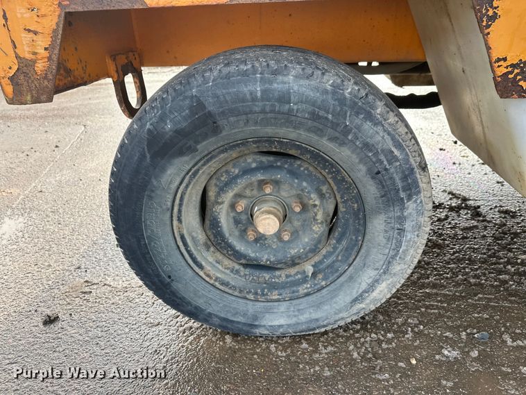 image for item FK1668 Roscoe 4890 broom