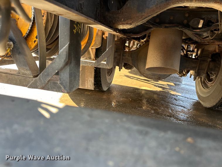 image for item FK1669 1992 Volvo FE water truck