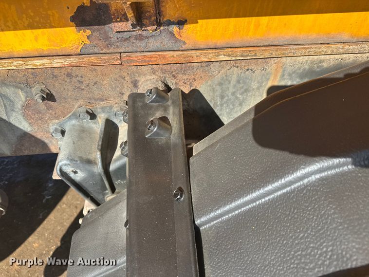 image for item FK1669 1992 Volvo FE water truck