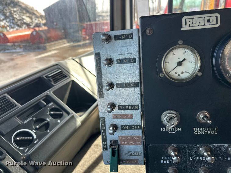 image for item FK1669 1992 Volvo FE water truck