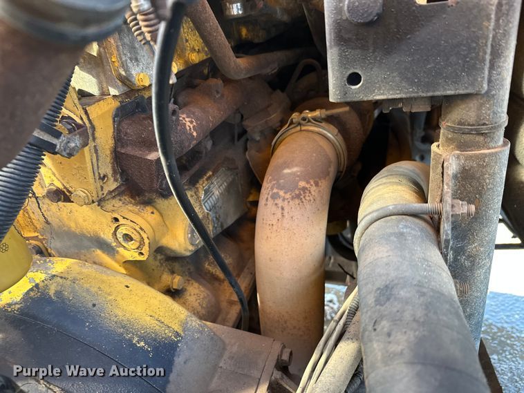 image for item FK1669 1992 Volvo FE water truck