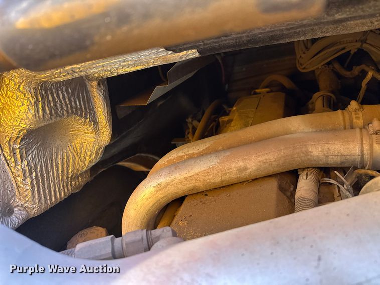 image for item FK1669 1992 Volvo FE water truck