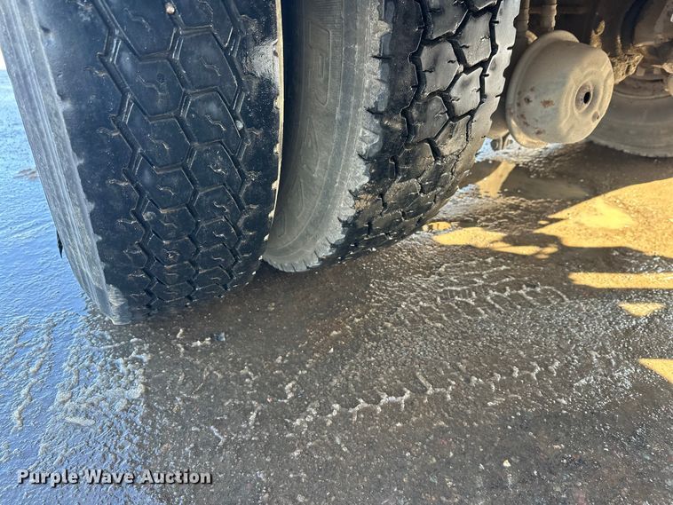 image for item FK1669 1992 Volvo FE water truck