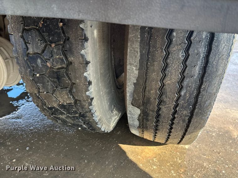 image for item FK1669 1992 Volvo FE water truck