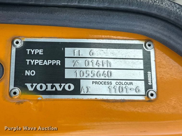 image for item FK1669 1992 Volvo FE water truck