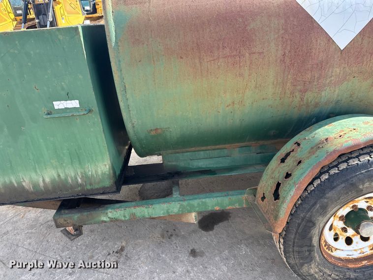 image for item FK1675 Fuel trailer