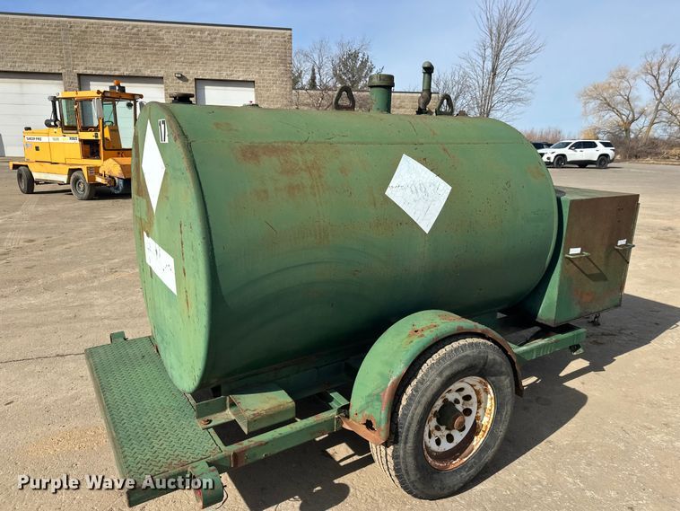 image for item FK1675 Fuel trailer