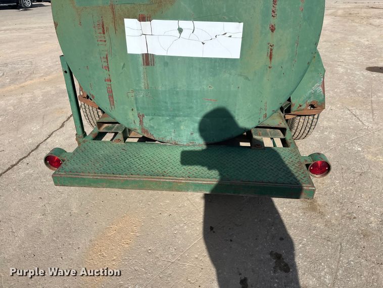 image for item FK1675 Fuel trailer