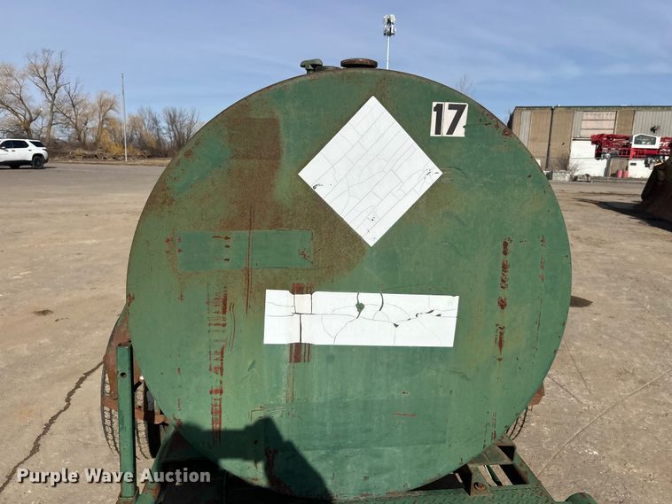 image for item FK1675 Fuel trailer